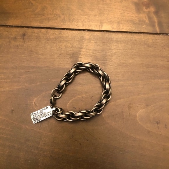 Focus For Men Antiqued Interlocking Bracelet - Picture 6 of 12